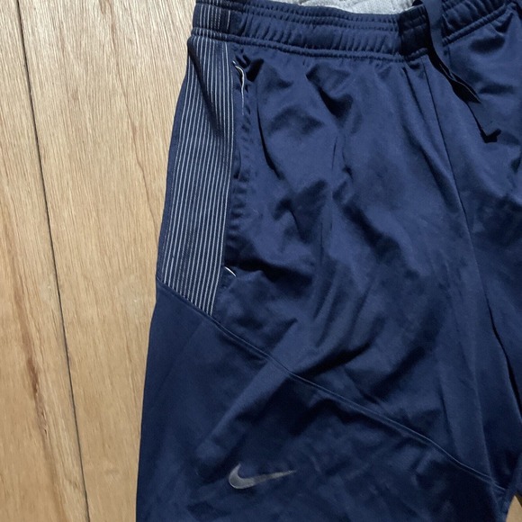 Nike Gym Shorts Dri Fit Athletic Performance Blue With Pockets Mens Size Small‎ - Picture 3 of 7